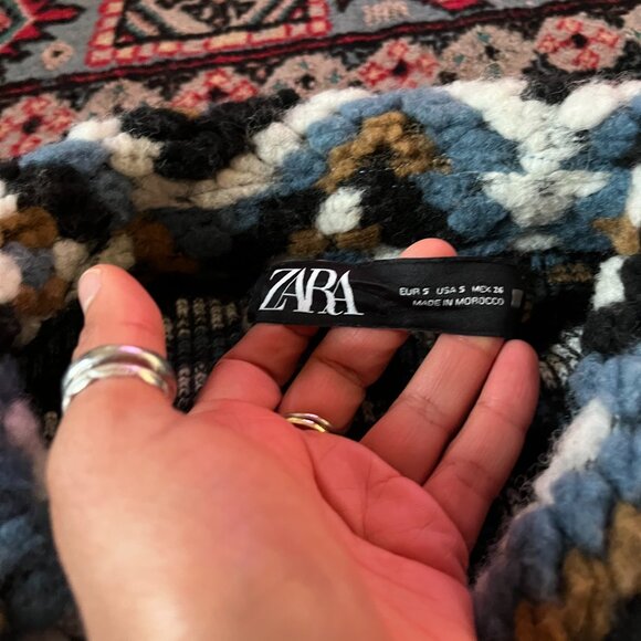 Patterned Zara Jacket - Picture 2 of 3